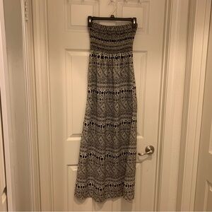 Black and White Geometric Strapless Maxi Dress